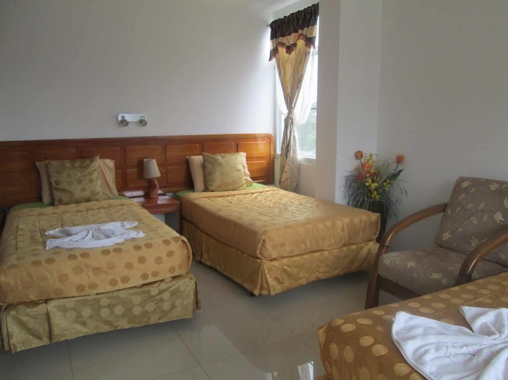 Hotel Dejavu Puerto Ayora  Extérieur photo