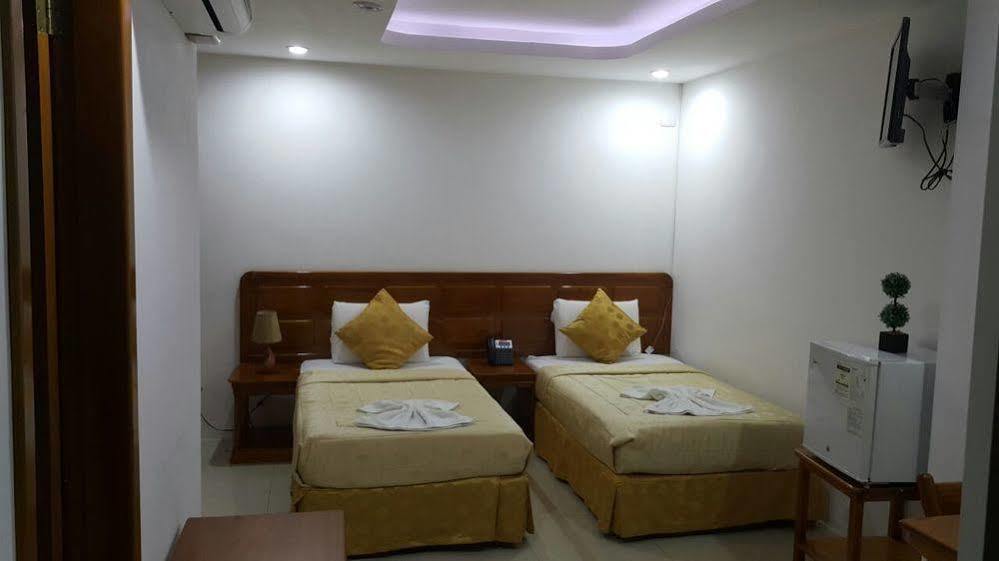 Hotel Dejavu Puerto Ayora  Extérieur photo